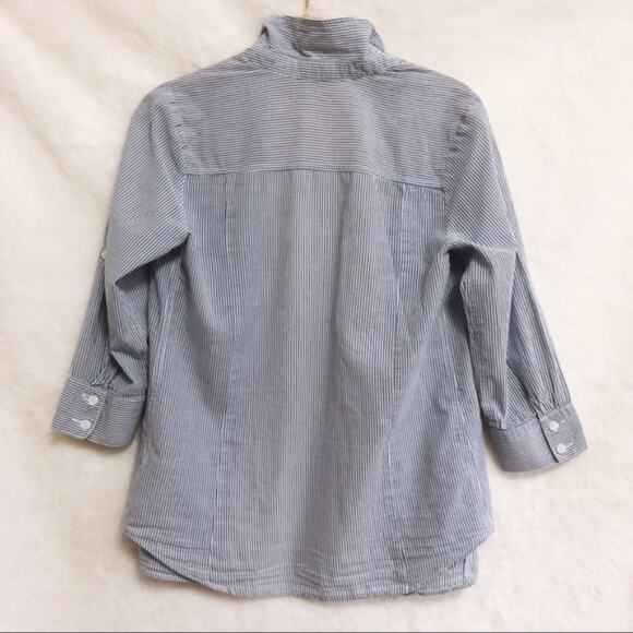 Forever 21 Blue & White Striped Button Shirt - Picture 3 of 8